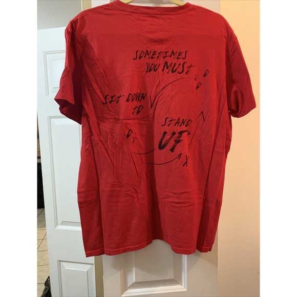 Colin Kapernick Served Fresh Red Short Sleeve T-Shirt Size L Large - Picture 5 of 6